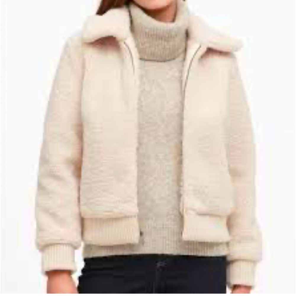 Banana Republic Sherpa Bomber jacket